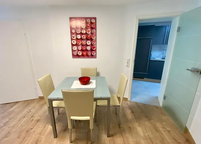 Haus Maria - Naturpark Rhein-westerwald Διαμέρισμα Isenburg